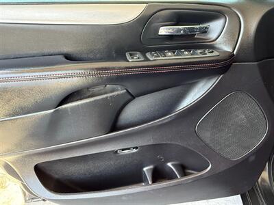 2012 Dodge Grand Caravan R/T - Photo 23 - Orange, CA 92868