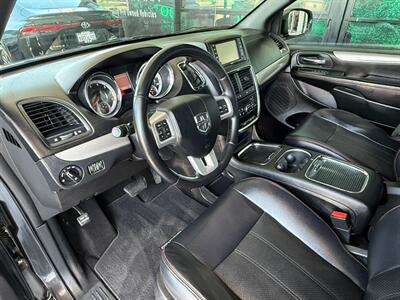 2012 Dodge Grand Caravan R/T - Photo 16 - Orange, CA 92868