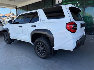 2025 TOYOTA 4 RUNNER   - Photo 5 - Orange, CA 92868