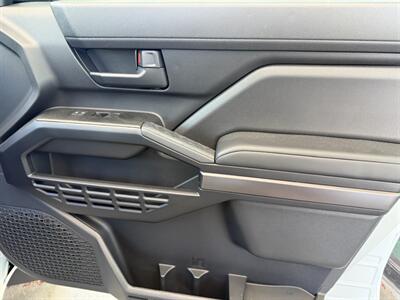 2025 TOYOTA 4 RUNNER   - Photo 26 - Orange, CA 92868