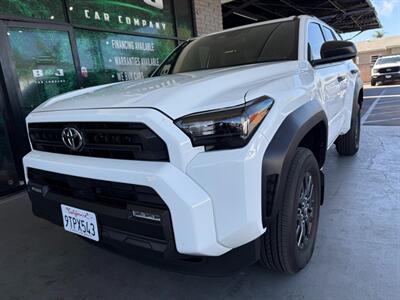 2025 TOYOTA 4 RUNNER   - Photo 3 - Orange, CA 92868