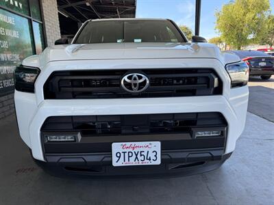 2025 TOYOTA 4 RUNNER   - Photo 11 - Orange, CA 92868