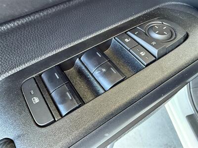 2025 TOYOTA 4 RUNNER   - Photo 22 - Orange, CA 92868