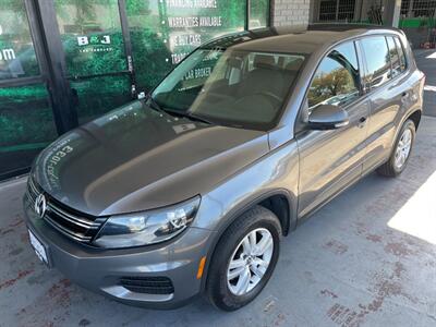 2013 Volkswagen Tiguan S   - Photo 2 - Orange, CA 92868