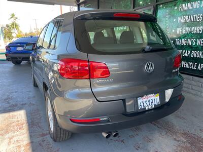 2013 Volkswagen Tiguan S   - Photo 6 - Orange, CA 92868