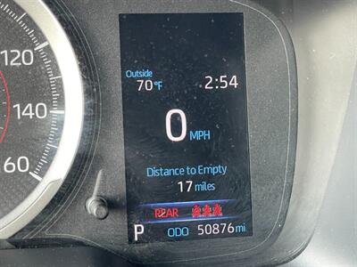 2022 Toyota Corolla Hatchback SE   - Photo 26 - Orange, CA 92868
