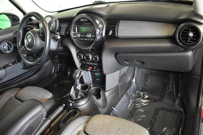 2014 MINI Hardtop Cooper   - Photo 32 - Orange, CA 92868