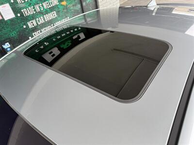 2017 Hyundai ELANTRA Limited - Photo 15 - Orange, CA 92868