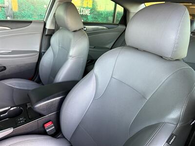 2012 Hyundai SONATA Hybrid   - Photo 21 - Orange, CA 92868