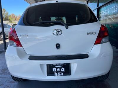 2010 Toyota Yaris   - Photo 13 - Orange, CA 92868