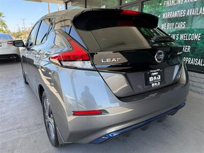 2018 Nissan LEAF SV - Photo 6 - Orange, CA 92868