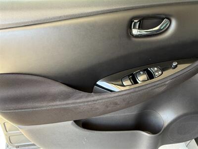 2018 Nissan LEAF SV - Photo 22 - Orange, CA 92868