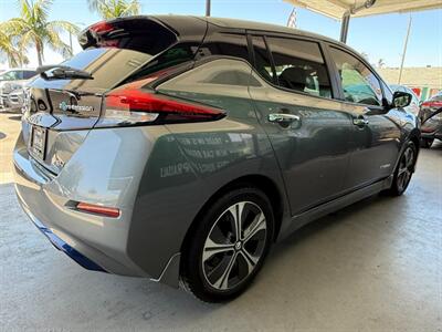 2018 Nissan LEAF SV - Photo 9 - Orange, CA 92868