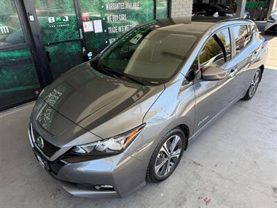 2018 Nissan LEAF SV - Photo 2 - Orange, CA 92868