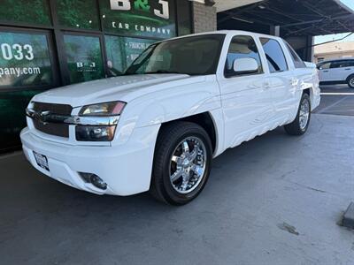 2002 Chevrolet Avalanche 1500   - Photo 1 - Orange, CA 92868