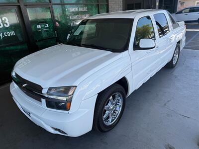 2002 Chevrolet Avalanche 1500   - Photo 2 - Orange, CA 92868