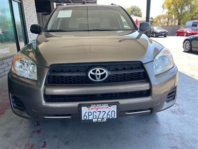 2011 Toyota RAV4   - Photo 11 - Orange, CA 92868