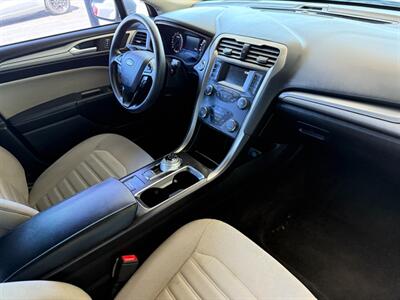 2019 Ford Fusion S   - Photo 25 - Orange, CA 92868