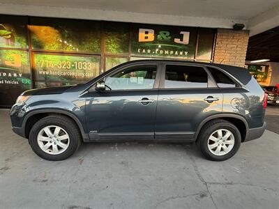 2011 Kia Sorento LX   - Photo 4 - Orange, CA 92868