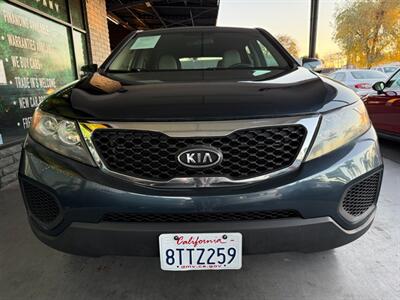2011 Kia Sorento LX   - Photo 12 - Orange, CA 92868