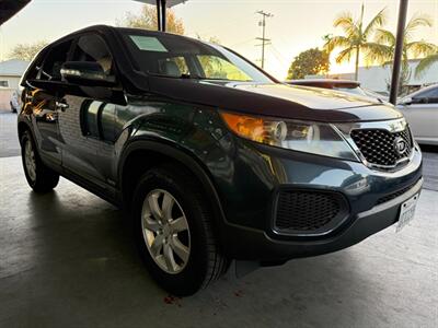 2011 Kia Sorento LX   - Photo 8 - Orange, CA 92868