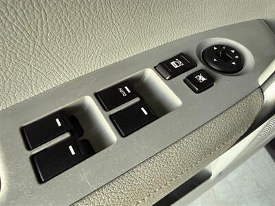 2011 Kia Sorento LX   - Photo 25 - Orange, CA 92868