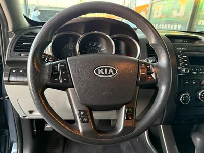 2011 Kia Sorento LX   - Photo 19 - Orange, CA 92868