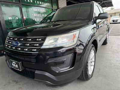 2016 Ford Explorer   - Photo 3 - Orange, CA 92868