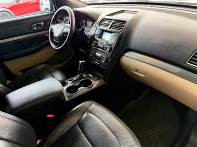 2016 Ford Explorer   - Photo 28 - Orange, CA 92868