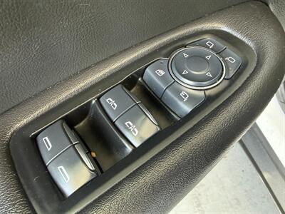 2017 Cadillac XT5 Luxury   - Photo 25 - Orange, CA 92868