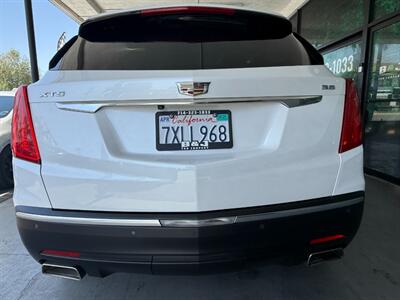 2017 Cadillac XT5 Luxury   - Photo 13 - Orange, CA 92868