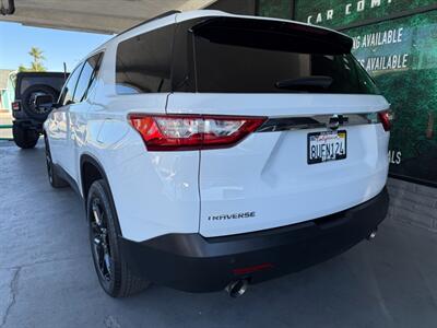 2021 Chevrolet Traverse LT Leather   - Photo 7 - Orange, CA 92868