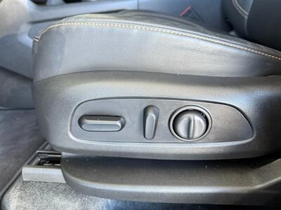 2021 Chevrolet Traverse LT Leather   - Photo 19 - Orange, CA 92868