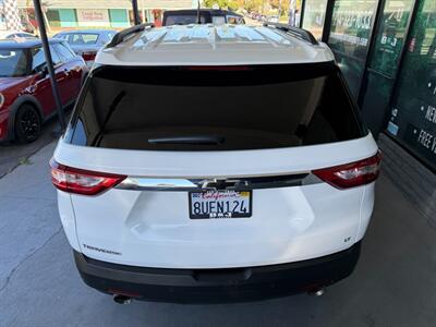 2021 Chevrolet Traverse LT Leather   - Photo 15 - Orange, CA 92868