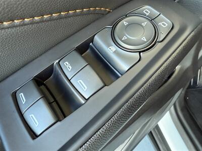 2021 Chevrolet Traverse LT Leather   - Photo 24 - Orange, CA 92868