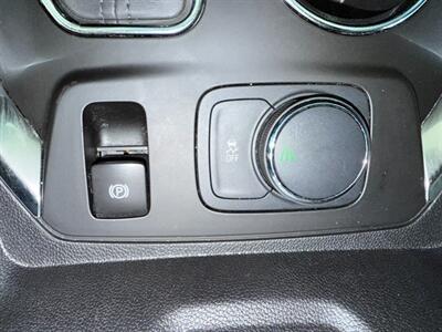 2021 Chevrolet Traverse LT Leather   - Photo 39 - Orange, CA 92868