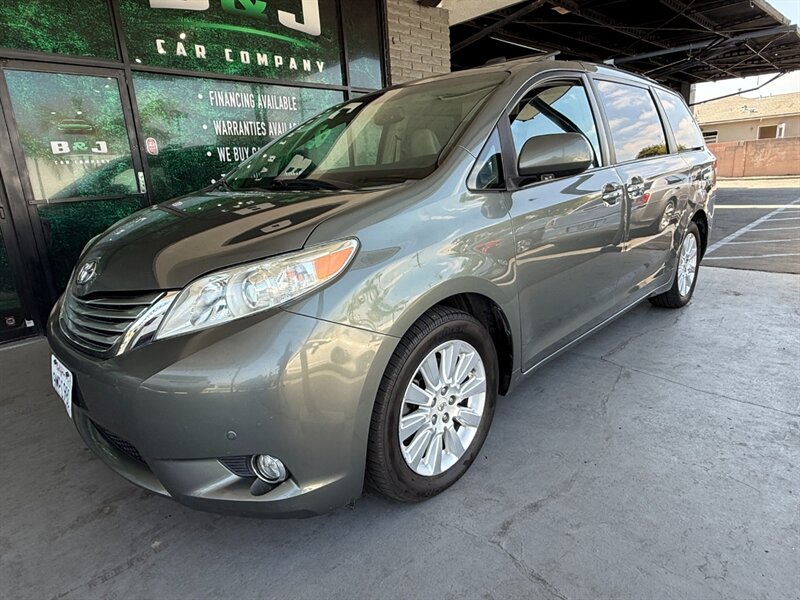 2011 Toyota Sienna Limited 7-Passenger - Photo 1 - Orange, CA 92868