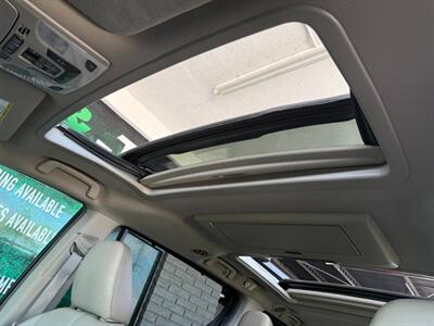 2011 Toyota Sienna Limited 7-Passenger   - Photo 18 - Orange, CA 92868