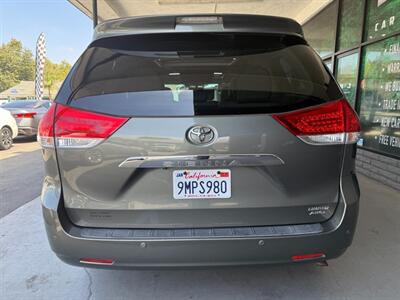 2011 Toyota Sienna Limited 7-Passenger   - Photo 14 - Orange, CA 92868