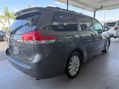 2011 Toyota Sienna Limited 7-Passenger   - Photo 10 - Orange, CA 92868