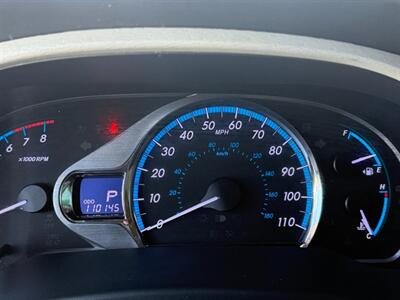2011 Toyota Sienna Limited 7-Passenger   - Photo 38 - Orange, CA 92868
