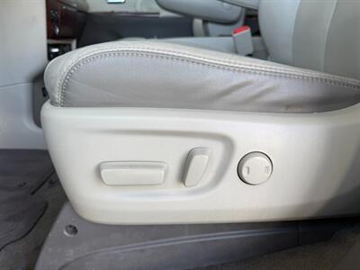 2011 Toyota Sienna Limited 7-Passenger   - Photo 22 - Orange, CA 92868