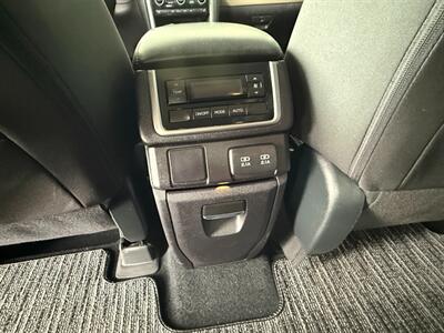 2019 Subaru Ascent Premium 7-Passenger   - Photo 27 - Orange, CA 92868