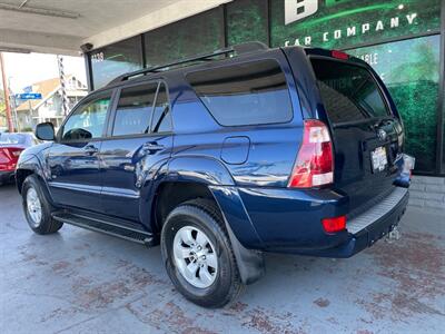 2005 Toyota 4Runner SR5   - Photo 5 - Orange, CA 92868