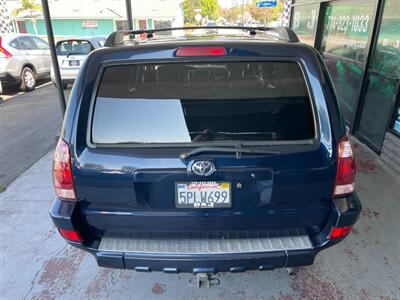 2005 Toyota 4Runner SR5   - Photo 14 - Orange, CA 92868