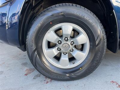 2005 Toyota 4Runner SR5   - Photo 37 - Orange, CA 92868