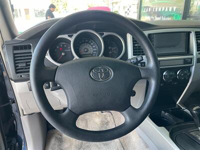 2005 Toyota 4Runner SR5   - Photo 24 - Orange, CA 92868