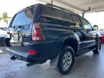 2005 Toyota 4Runner SR5   - Photo 9 - Orange, CA 92868