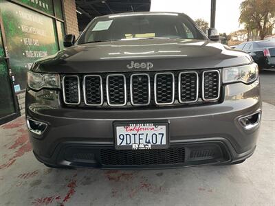 2020 Jeep Grand Cherokee Laredo E   - Photo 11 - Orange, CA 92868