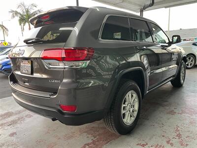 2020 Jeep Grand Cherokee Laredo E   - Photo 9 - Orange, CA 92868